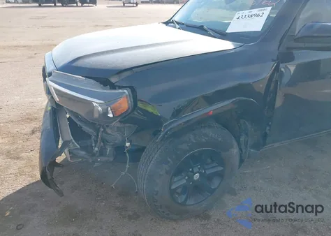 2021 Toyota 4Runner Sr5 z USA, uszkodzony, nr VIN JTEMU5JR3M5902887